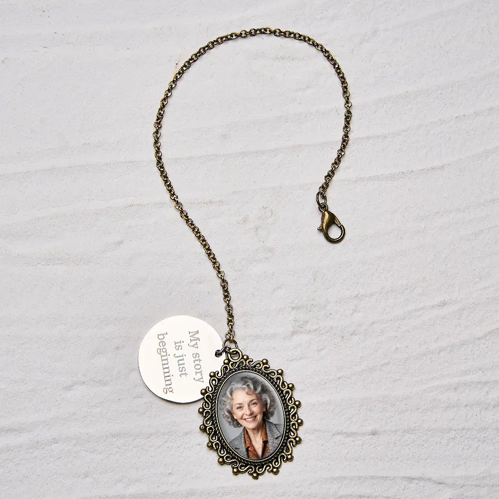 Personalized Wedding Bouquet Graduation Cap Photo Charm with Engraved Charm for Graduation Wedding Gifts